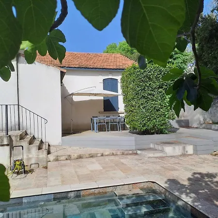 La Maison Bleue Nimes