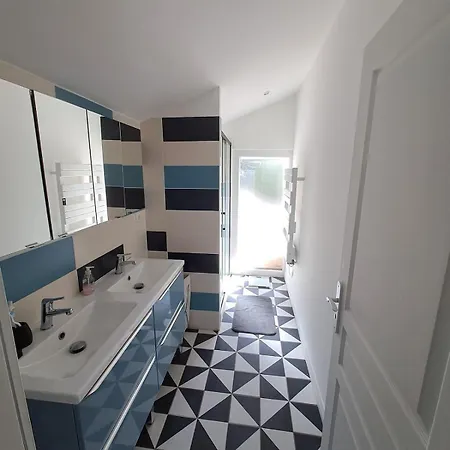La Maison Bleue * Nimes